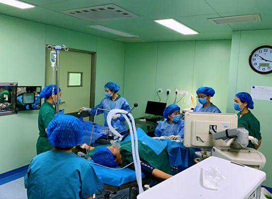 香港验血要怀孕多久可以验,新疆军区总医院首例“试管婴儿”成功受孕